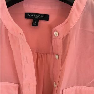 Banana Republic Tops - BANANA REPUBLIC Silk Button Up Blouse Banana Republic Tops - BANANA REPUBLIC Silk Button Up Blouse